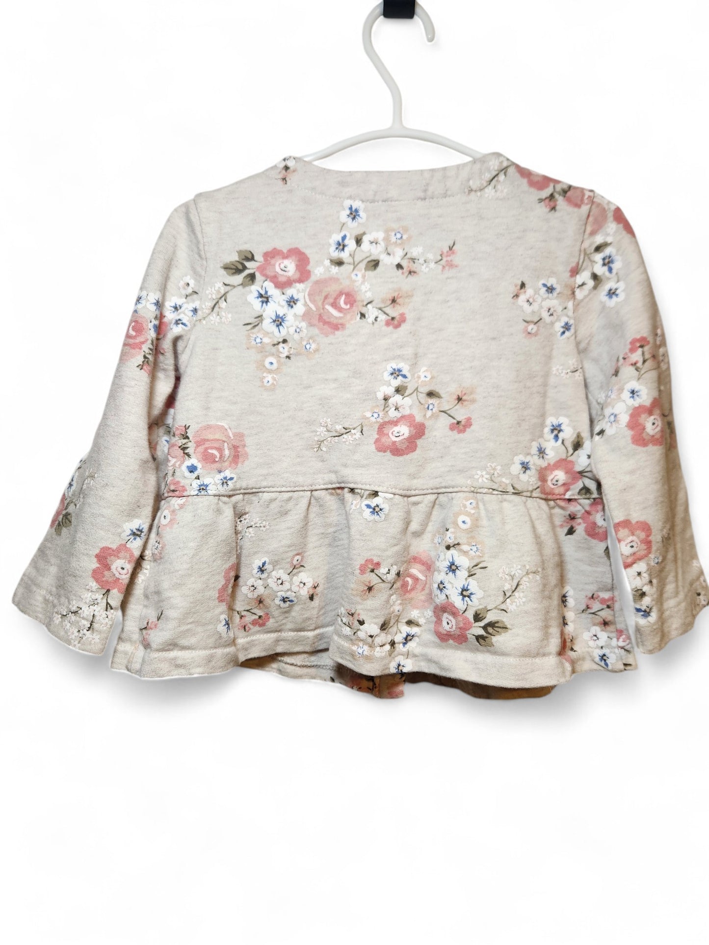 Carters 18m top