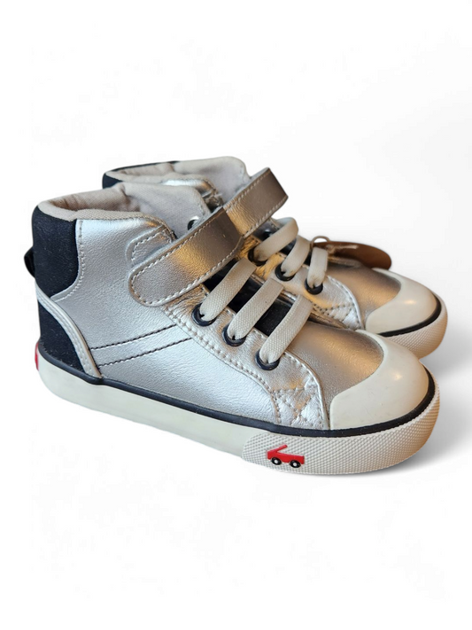 See Kai Run size 9.5 shoes